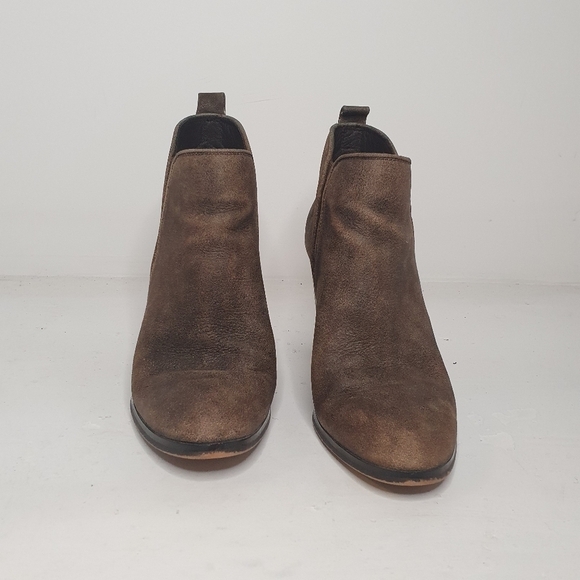 Michael Michael Kors Washed Brown Leather Pull on Ankle Heeled Boot Size 9.5M - Picture 2 of 9